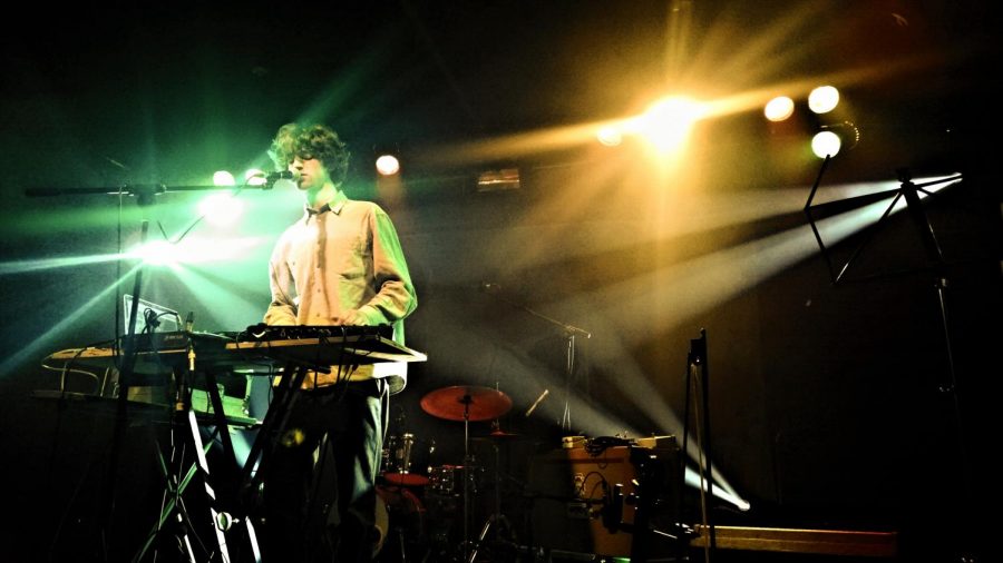 Cosmo Sheldrake, Wedgewood Rooms, Portsmouth (via Wikipedia under the Creative Commons license) 